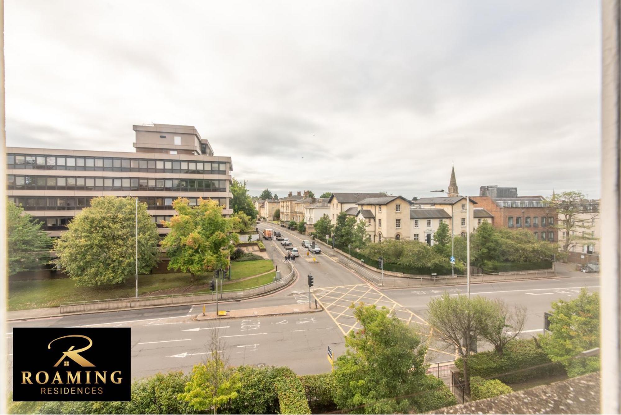 Long Term - Contractors - Free Secure Parking *
