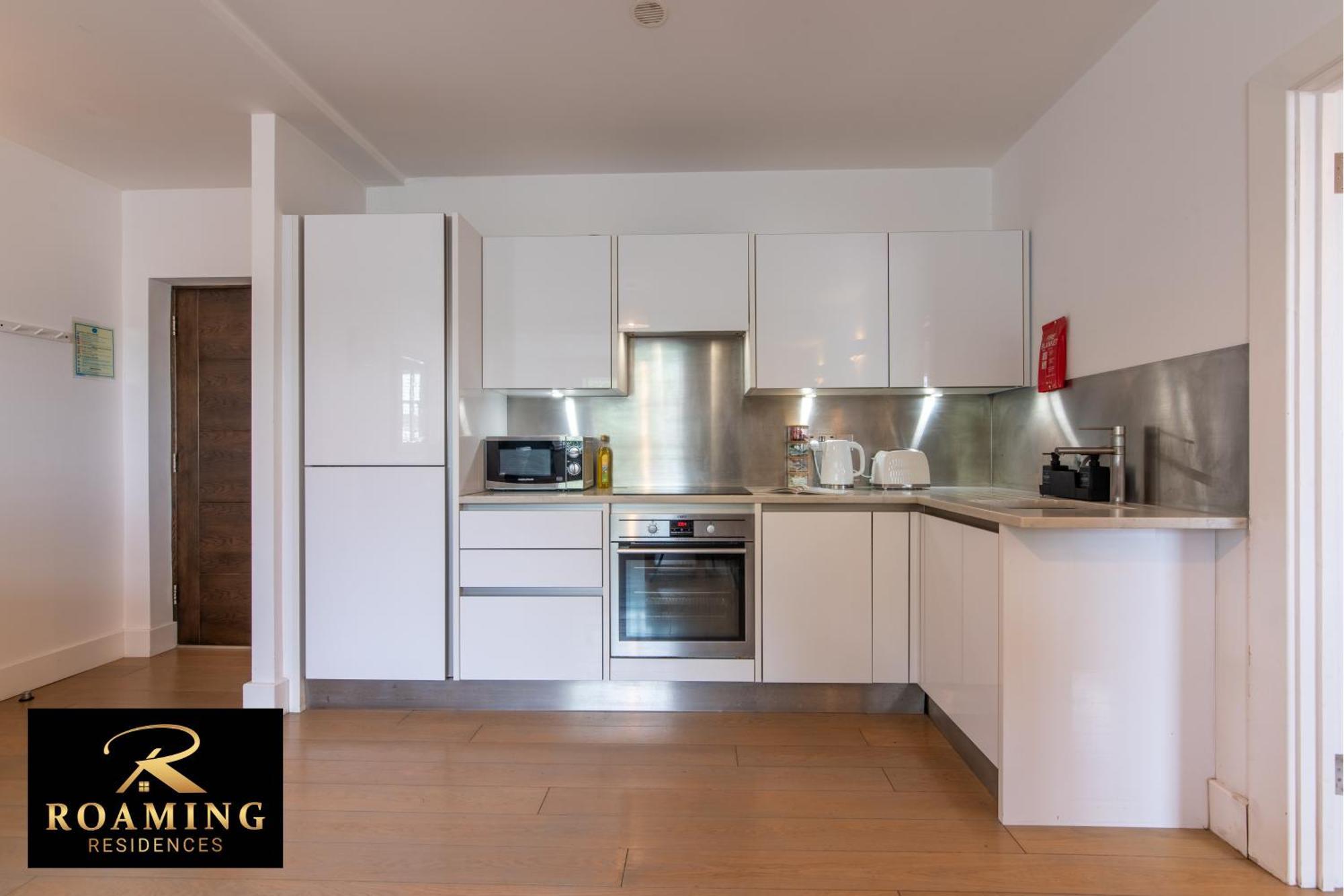 Long Term - Contractors - Free Secure Parking Apartment Reading