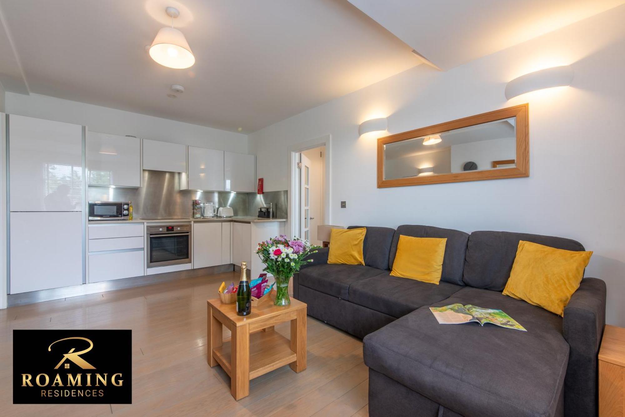 Long Term - Contractors - Free Secure Parking Apartment *