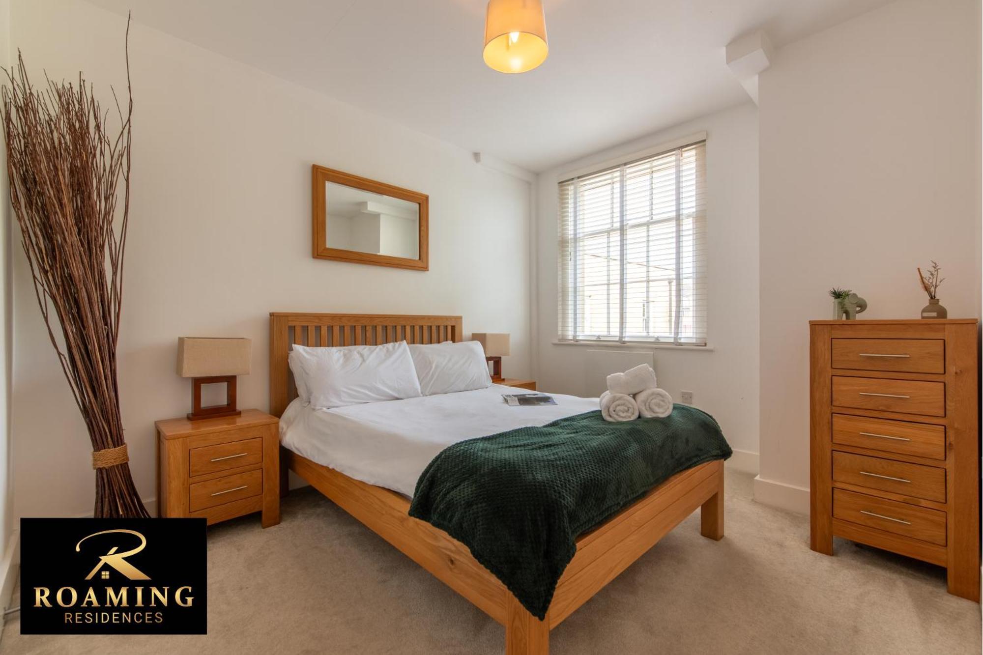 Apartment Long Term - Contractors - Free Secure Parking Reading