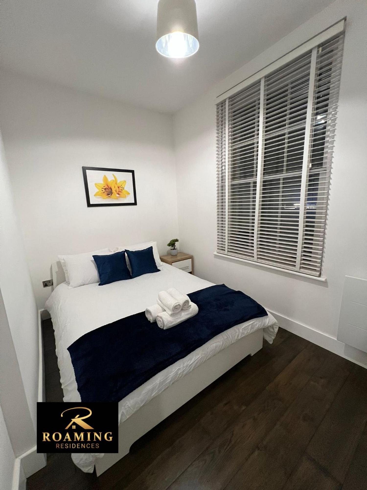 Apartment Long Term - Contractors - Free Secure Parking Reading
